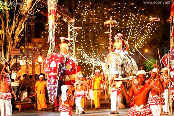 Kandy Esala Perahera festival Sri Lanka